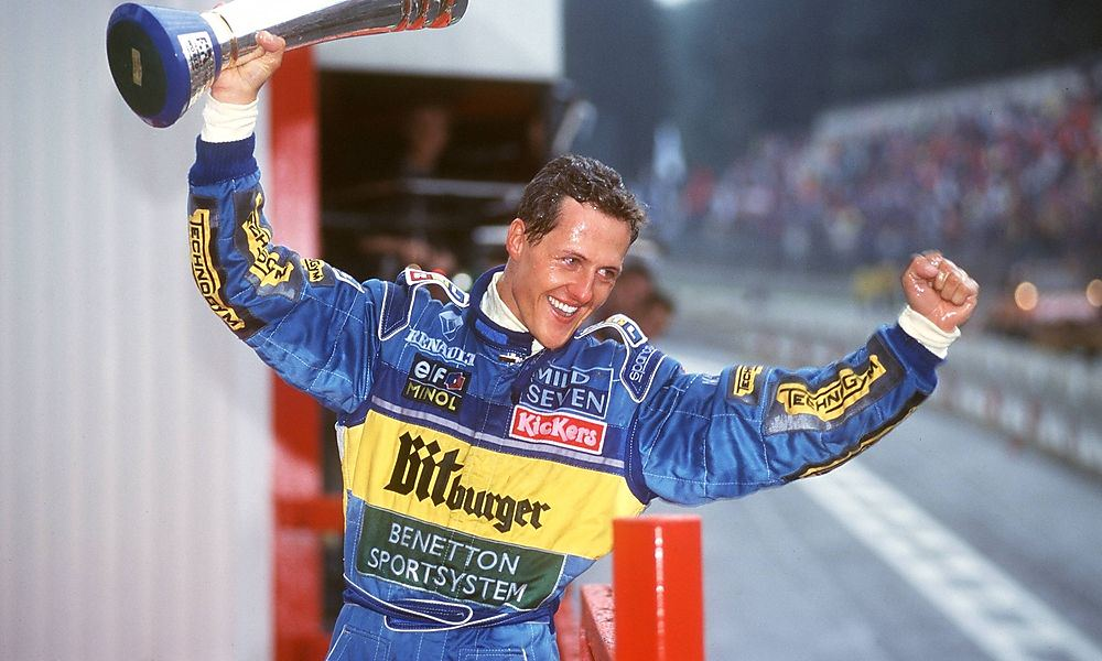 Michael Schumacher ราชานักแข่งรถผู้หลับไหล นักขับ F1 ที่ดีที่สุดตลอดการของการแข่งขันความเร็วที่ยิ่งใหญ่ที่สุดในโลก3